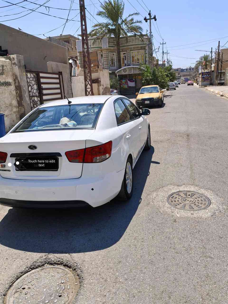 السلام عليكم
سيراتو ٢٠١١ فول مواصفات عدا البصمة 
رقم اربيل هزة وسنوية جديدة 
تخم تايرات جديد 
تبريد شغال 
تفاصيل اغلبها موضحة بالصور 
مكانها ديالى / بعقوبة / التحرير / قرب مدرسة سوريا 
***********
السعر 110$
