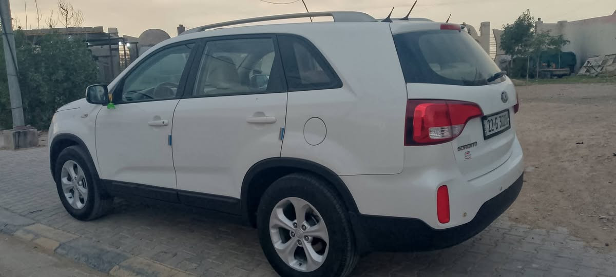 سورينتو 2014سبعه راكب خليجي ثلاث قطع تبريد سنويه ورقام نكليزي أربيل السياره بسمي مكان السياره كوت واسط مركز السعر 145وبيهه مجال الاتصال ***********
