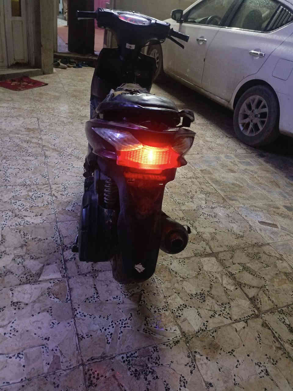 السلام عليكم دراجه ادرس للبيع نوزل سعر 350 وبيها مجال‏‪***********‬‏
