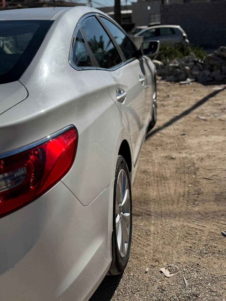 السلام عليكم ازيرا 14 للبيع كفاله عامه ماشيه 158الف كيلو  سنويه جديده ل30 سعرها 145ببها مجال مكان بصره كرمه علي ***********
