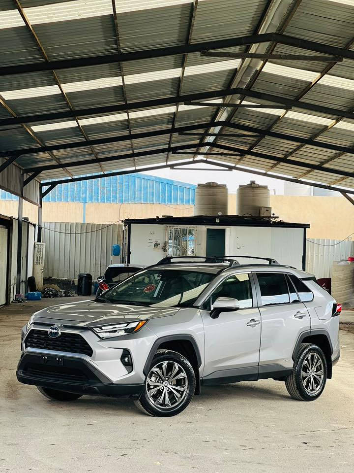 راف فور هايبرد 2024 بريميم
سياره حادثه بيهة حرك يم علبة فيوزات داخليه اثر جهاز تعقب وما ماشي الحرك يعني حته ستيرن مابي شي ولا عداد 
بدلت دشبول كامل و سقفيه كله اصلي فتح من سياره
 جديده ماشيه 19 الف 
سياره ما ناقصه ابره موجود بل عراق بعدهة ما مرقمه راح تترقم بغداد انشاء الله
سعر مطلوب 24 الف دولار قابل للتفاوض 
للاستفسار *********** واتساب فقط
