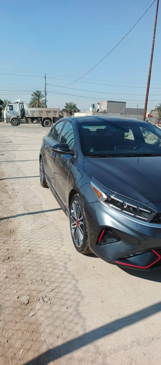 فورتي ٢٤ جيتي لاين بدون فتحه ماشيه ٩٠٠٠ محرك ١٦٠٠ تيربو حادث بصوره المكان بغداد السعر ١٦٣ وبيه مجال ***********
