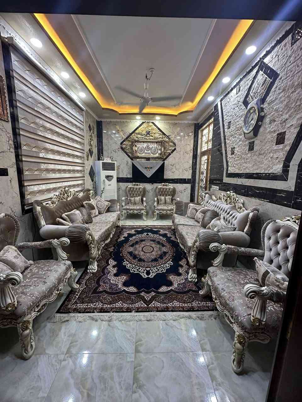 سلام عليكم تخم زان ١٠مقاعد شغل مصري ملكي استعمال قليل جدا استفسار ***********
