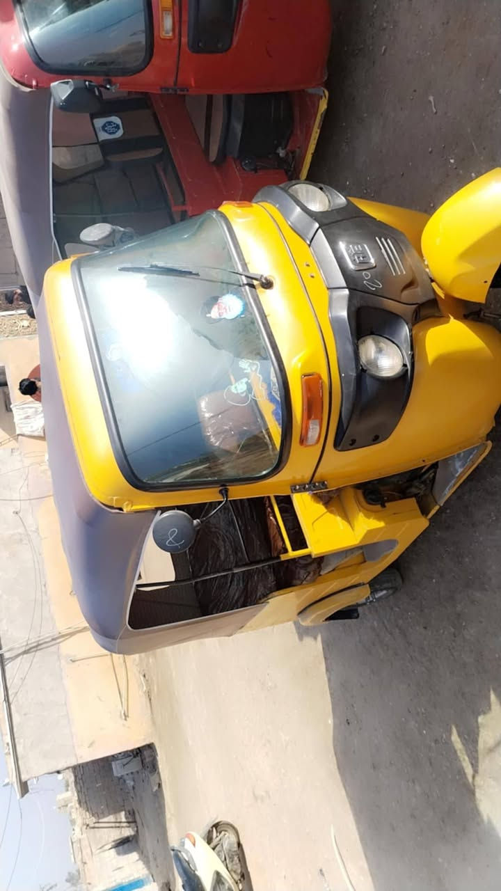 تكتك البيع عشرين تواصل عل هذه رقم  ***********
