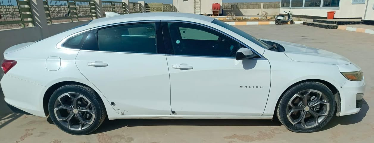 ماليبو وارد امريكي ابيض موديل 2021 معوقين نجف 
باقي 8 اشهر تصير حرة
محرك 1500 تيربو 
ماشية 70 الف قابل للزيادة 
السيارة مواصفاتها معروفة بصمة تشغيل وكشنات مخمل وغيرها من المواصفات
بيها ملاحظات موضحة بالصور فقط
السعر 125 قابل للتفاوض / ‭0771 267 7038‬
