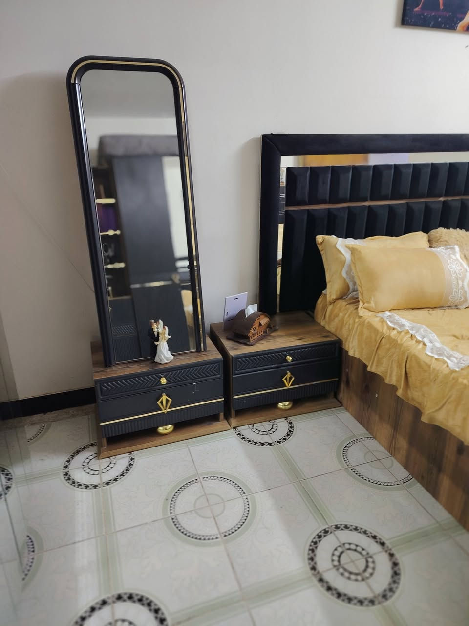 غرفه نوم ١٠ قطع مودرن تركي كل ظرر مابيهه مديلهه زاويه بيهه اناره بل ميز وداخل كنتور سعر مليون وربع وبيهه مجال


**إذا كنت صاحب هذا الإعلان وتريد حذفه لأي سبب، رجاءا أرسل رسالة إلى الدعم الفني**