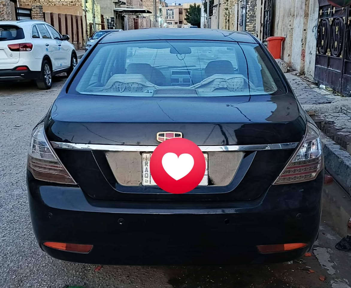 السلام عليكم
امكراند موديل ١٢ 
مكينه وكير ابلاد تبريد تدفا 
حداديه كهربائيات فول 
سنتر لوك  بيع اومراوس حسب الاتفاق 
***********
سعرها 45 وبيها مجال 
مكاني كوت داموك
