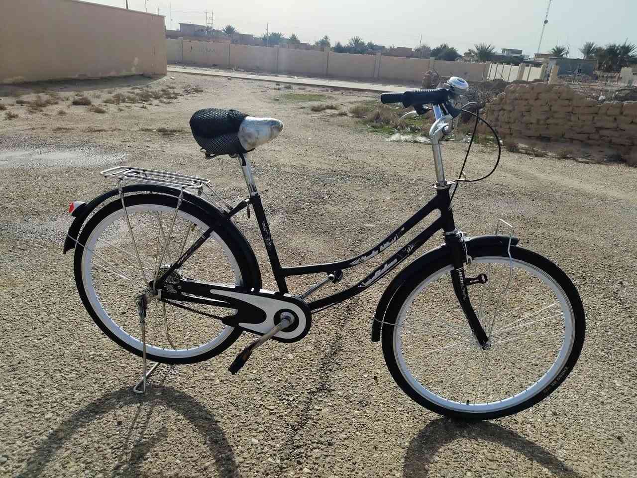 بايسكل للبيع السعر 100الف وبيها مجال بعده جديد صارله شهر من اخذته الي يريده يتصل على الرقم.  *********** مدير الكروب المحترم وافق اخويه العزيز 💚
