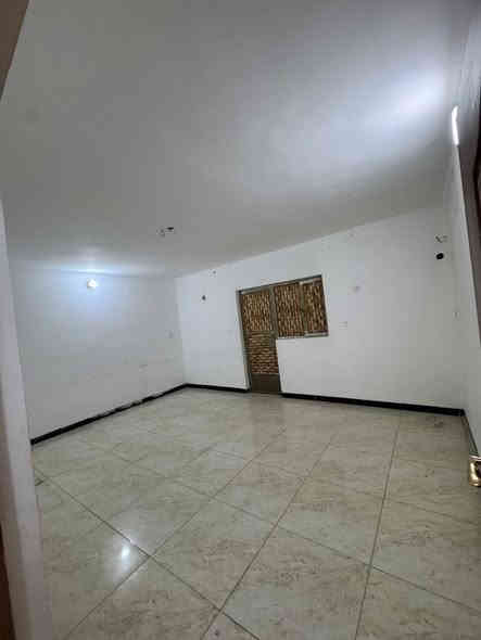 💎 للإيجار في السيدية 
بيت💒  مساحة 75 متر     
يتكون من:
💠 2 غرف نوم 
💠 صالة واسعة
💠 مطبخ معزول
💠كراج سيارة
💠 خدمات 
الايجار ٧٥٠ الف 
موقع العقار السيدية قرب المركز
للاستفسار ***********
