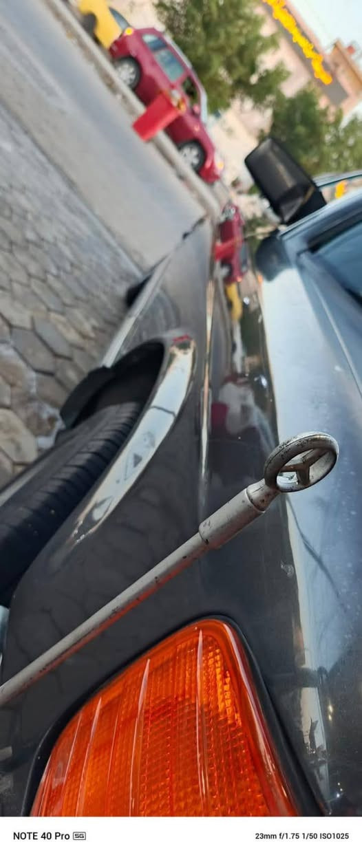 مارسدس راسي جامبو موديل 90 محرك ففتى3000
نضيفه  سنويه بسمي رقم بغداد مشروع وطني  بيه فتحه تبريد شغال كهربايات شغاله 
سعر 60  مكاننه نجف لستفسار ‏‪***********‬‏
