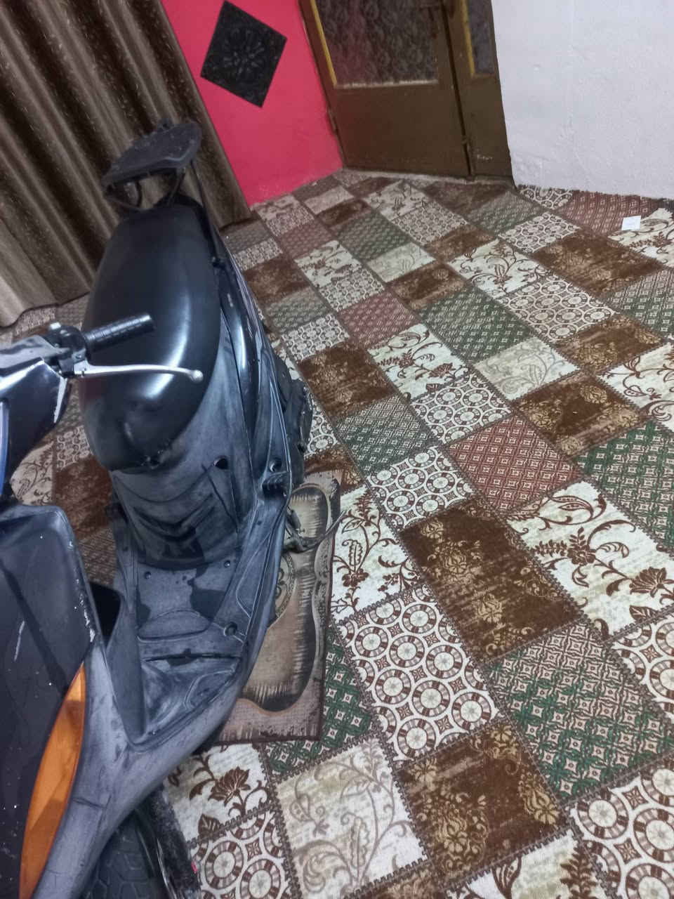 السلام عليكم دراجه ماكس عدله للبيع جهازه من كلشي محرك ناعم ***********
