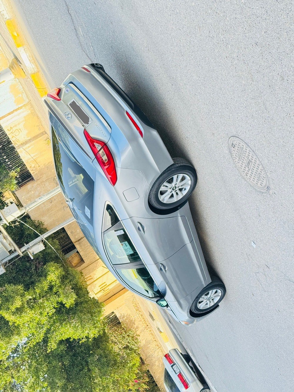 للبيع او مراوس سوناتا موديل 2016 رقم ذي إنكليزي صاعده هزه سنويه إصدار جديد لنهاية 2031 تحويل مباشر وارد أمريكي بيها جاملغ وبنيد بدون دواخل فخذه شاصي مكفولات  وبيها رشات بسيطه السياره جديده وجاهزه وحلوه مواصفات شاشه جبيره وكاميرا دواره انضمه قياده تحكمات استيرن ارضيه مفروشه جلد سقف كنتاره ويل كب وباقي الموصفات المعروفه محرك 2400 مبدل طابوكه لا تبخير ولا تنقيص كير تبريد ثلج توني مسويه حداديه زينه السياره جديده وماشيه 168 حقيقي مكان السياره الناصريه 
السعر (106) وبيها مجال لشراي 
***********