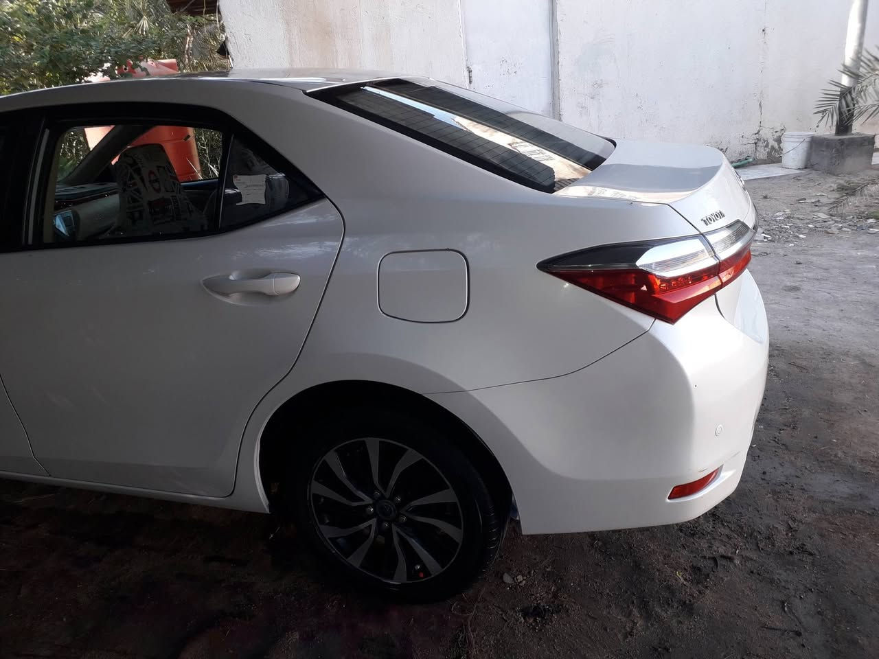 للبيع كورلا وارد خليجي موديل 2018بيه صبغ بنيد وبيه مكانين بارد وباقي البدي مكفول
معوقين ومخلصه مكينه 1600 
عنوان البصره ابو صخير 
السعر 138وبيه مجال رقمي ***********
