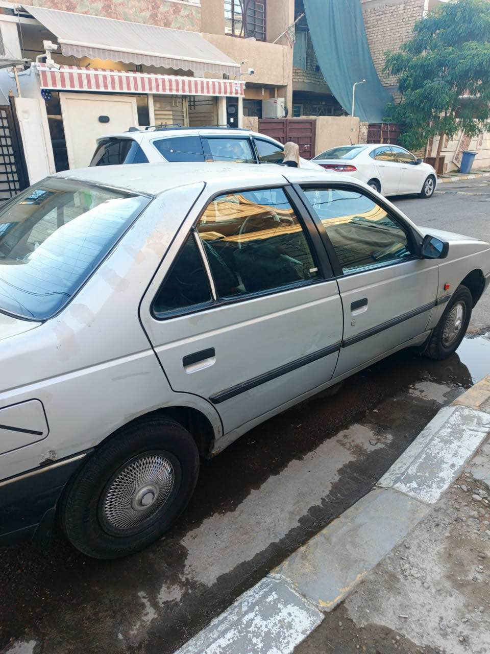 السلام عليكم بيجو روى موديل ٢٠٠٩ السيارة جديدة اي نقص مابيه سنويه مالته تنتهي ب ٢٩ السعر ٣٠ الزعفرانية أربع شوارع *********** بغداد, العراق
