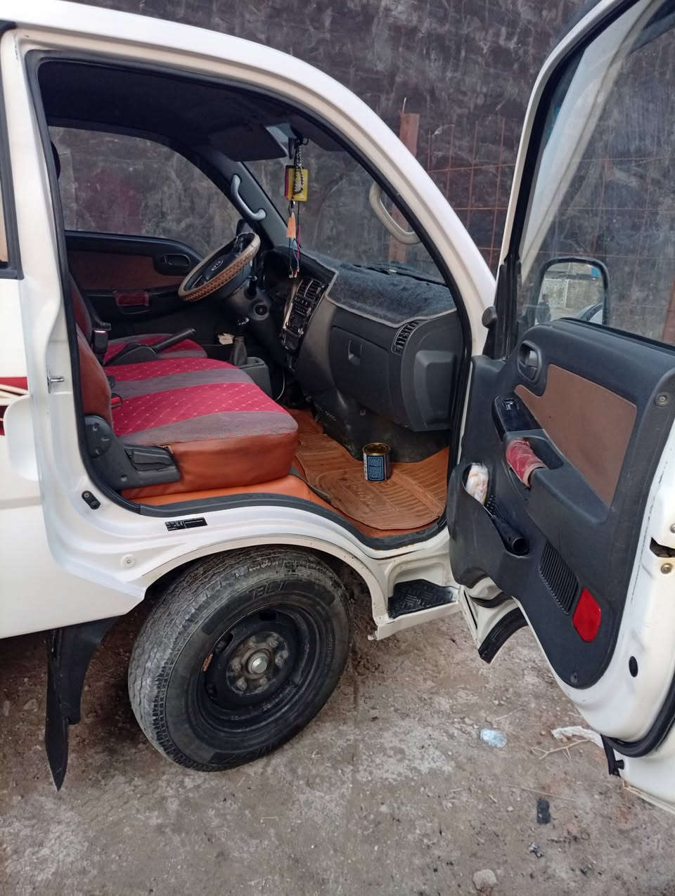 السلام عليكم  كيا حمل للبيع  موديل 2020كفاله    رقم انكليزي بغداد   سياره خير من الله مال جناي مجهزه  عل ايدي  للشراي  للاستفسار اتصل *********** مكان بغداد ابو غريب مكلف بل انشر
