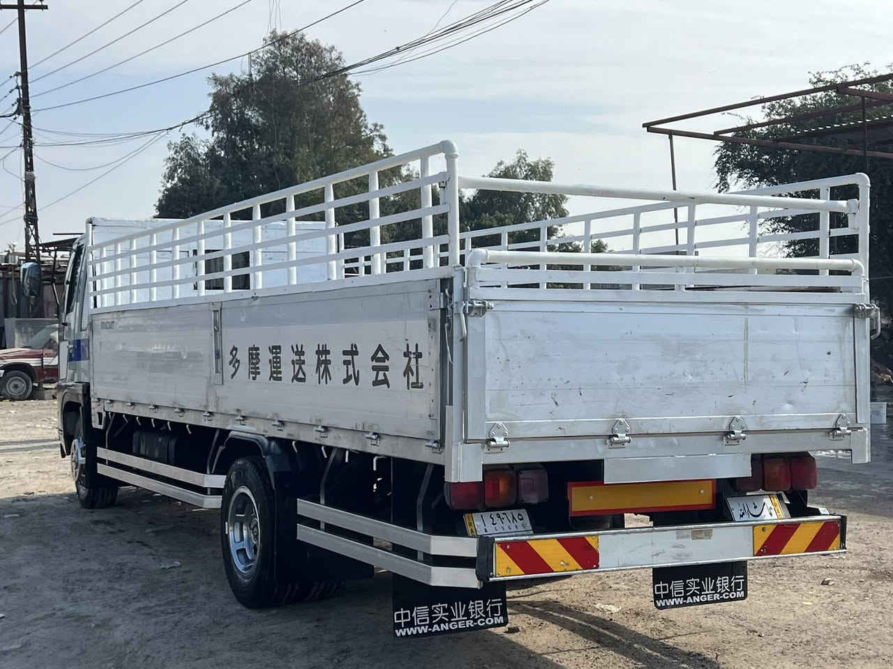 إسلام عليكم هينو طيره للبيع 
مكينه ٧٠ عادي رقم صلاح الدين 
تخم تاير  ١٩ ونص الاستفسار علىى هذا الرقم ***********
