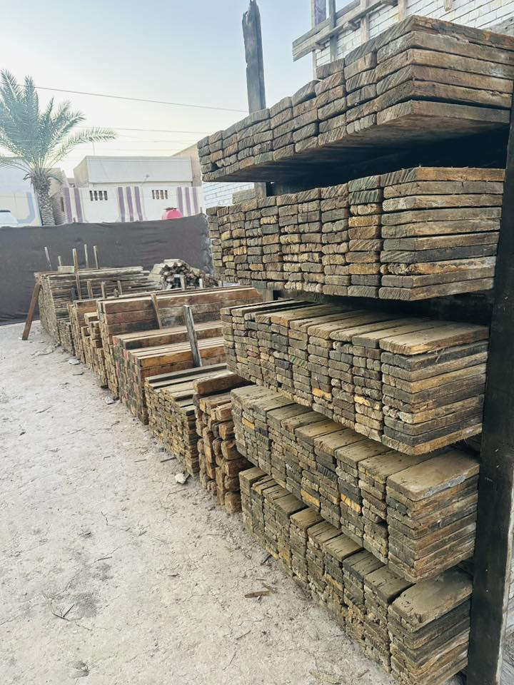 سلام عليكم عندي قوالب 2 واحد 13 مكعب وثاني 11 مكعب اله ربع /***********
