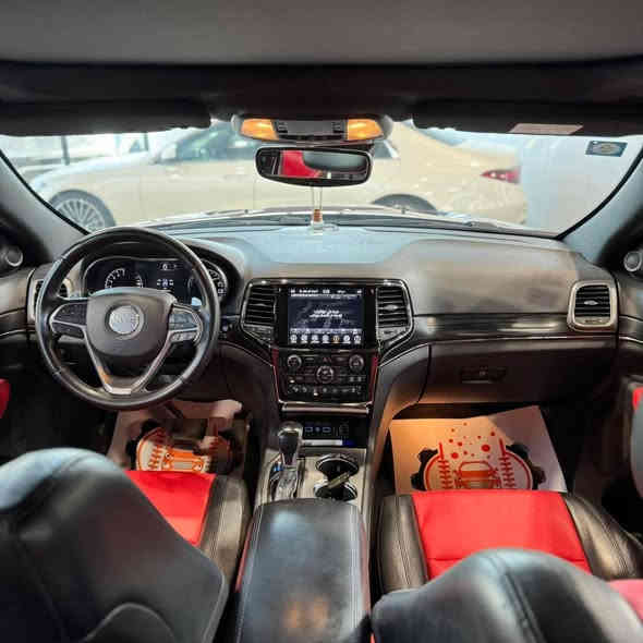 جيب S 2022 خليجي وكالة هارلم ماشي 22 الف كيلو رقم جديد كير ومحرك مكفولة بيها بارد بكد شبر بالباب الخلفية والباقي مكفول

🛑 السعر سوي تعليق يصل مباشرة 🤖 

مواصفات سيارة 
داخل احمر وأسود بلادي 
تحذير خروج عن المسار 
نقطة عمياء 
دفع 4x4
فرش المقاعد جلد الأمامية كهرباء 
المقاعد الأمامية تدفئة وتبريد 
ذاكرة حفظ وضعيات الجلوس 
تدفئة ستيرن 
سقف بنورما 
شاشة حجم 4.8 
نظام خاص لطرق الوعرة 
مصابيح الأمامية زنون 
مصابيح LED
كشافات ضباب زنون 
تشغيل عن بعد 
صندوق كهربائي 
رادار عدسة 
حساسات امامية 
حساسات خلفية 
كامرة خلفية 
ويل قياس 20 اسود لماع 
المرائة بـ خاصية التعتيم الذاتي 
مرائة امامية كهرباء 
بلوتوث تلفون 
تحديد سرعة 
تحديد مسار 
نظام تشغيل وإطفاء أتوماتيكي 
نظام بريك اتوماتيكي 
السيارة سبيره منازل 
مواصفات S معروفه 
رقم بغداد بسمي 

رقم صاحب السيارة 
***********
