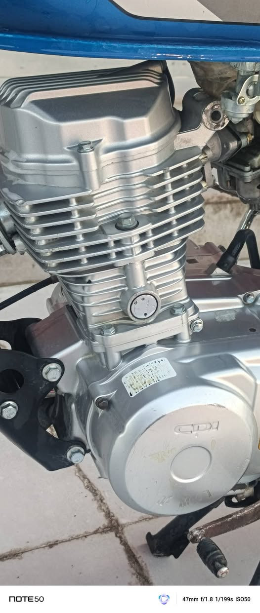 سلام عليكم
اخوان دراجه للبيع 
غراض جديده 
مكينه نامه شلامجه الاصليه كفاله من الفتح والحسن
اوراق شاصي بارت 
مراوس ترهم بيع ومراوس مكاني ناصرية مركز 
***********
