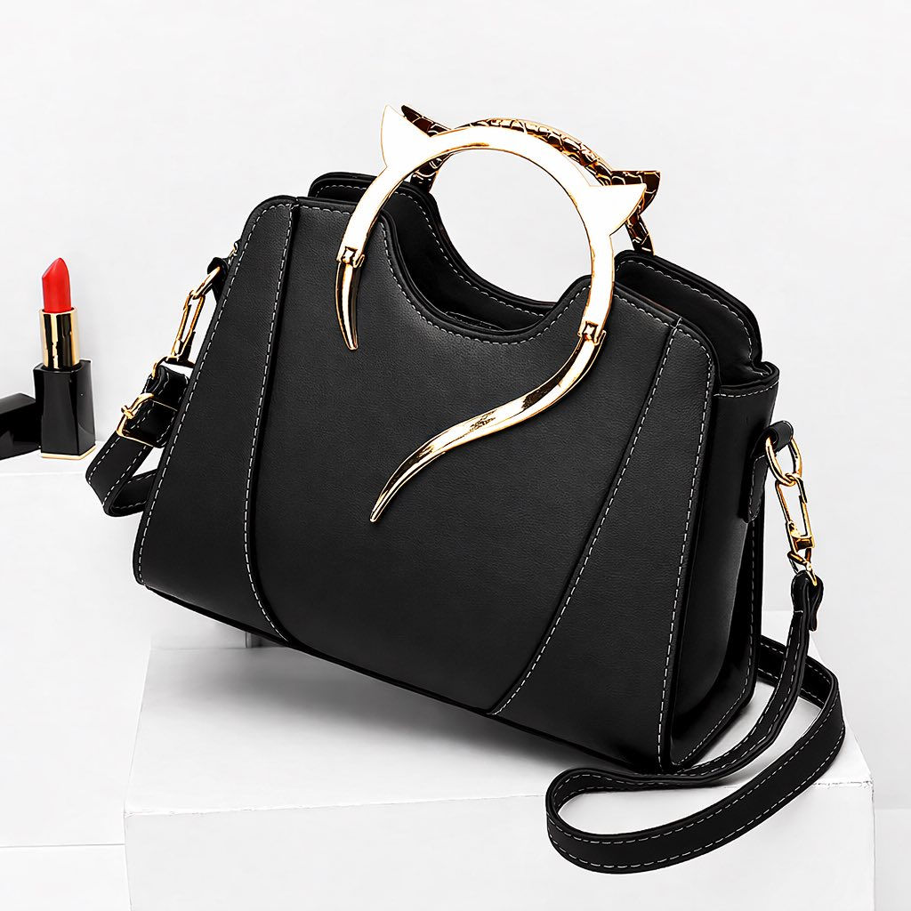 👜✨ جنطة نسائية أنيقة ✨👜

موديل جميل وراقي يناسب كل الأوقات
الوانها المتوفره👇🏻 مع مسكة مميزة 💫
تجي بحزام طويل تقدرين تحملينها باليد أو على الكتف.

✔️ خامة مرتبة
✔️ تصميم عصري
✔️ مناسبة للطلعات والمناسبات
السعر ٧٠٠٠  بسس🫶🏻🫶🏻

📩 للحجز أو الاستفسار راسلينا خاص.

الكمية محدودة


**إذا كنت صاحب هذا الإعلان وتريد حذفه لأي سبب، رجاءا أرسل رسالة إلى الدعم الفني**