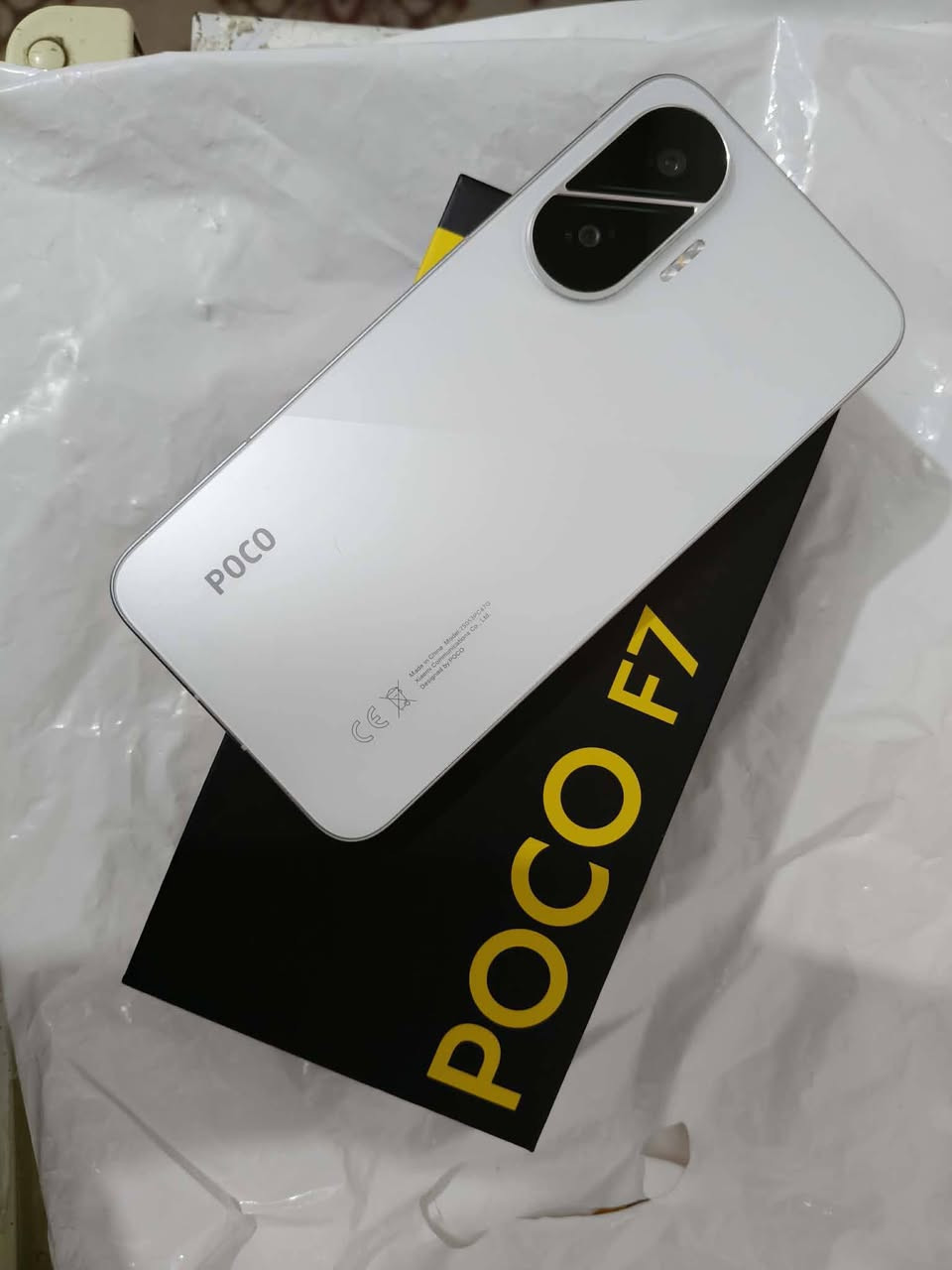 الشاشة6.83 بوصة - 120 هرتز - AMOLED الذاكرة256 
 جيجابايت الرام 12 جيجابايت الكاميرا50 + 8 ميجابكسل المعالج Snapdragon 8s Gen 4البطارية والشحن السريع 6500 مللي أمبير - 90 واط (السعر)(400)قفل ماكو مجال او مراوس بدراجه ماكس 🏍️


**إذا كنت صاحب هذا الإعلان وتريد حذفه لأي سبب، رجاءا أرسل رسالة إلى الدعم الفني**