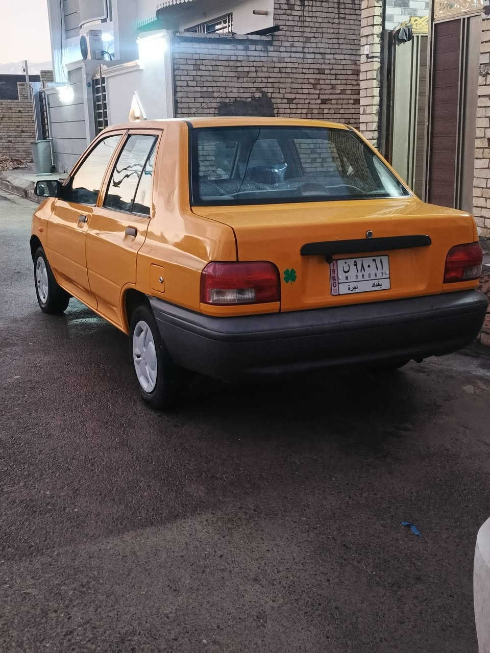 سلام عليكم سايبه للبيع مديل 23 سياره جديده مكفوله كفاله عامه ماشيه 69 سياره جديده  سبير مانازل تحويل مباشر بسمك مكاني بغداد حي اور سبع قصور ***********
