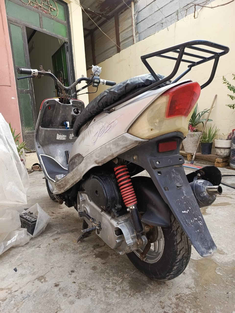 سلام عليكم
#متاح
ماكس منغولي دراجه خير من الله نگره الصبح كلجات تواير جدد صدرها شغال نضيف كهربائيات كلها شغاله
سعرها325 وبيها مجال.
***********
