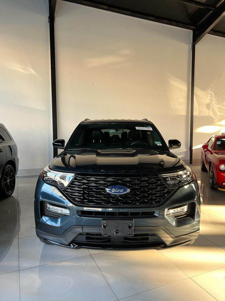 النوع : فورد اكسبلورر 

الفئه : ST line 4WD

الموديل : 2022

حجم المحرك : 4 سلندر 2300cc توربو 

كير بوكس : 10 سرعات

اللون : نيلي (( حبري ))

العداد : 46 الف مايل فقط 

الضرر : قبغ الصندوق فقط 

الأيرباكات : سليمه 100% 

المواصفات :
- دفع رباعي للعجلات 4WD
- كامرات 360 درجه ( كامرا اماميه و خلفيه و جوانب)
- تدفئة  كشنات اماميه 
- هيتر ستيرن 
‏Auto hold 
نظام المساعده على المنحدرات
رادارات اماميه و خلفيه و جانبيه 
تحديد مسار 
كشنات جلد مع قماش كنتارا 
تحكم كهرباء الكشنات الاماميه
مناخ منفصل للتبريد و التدفئه
شحن تلفون لاسلكي
نظام قفل passcode من خلال باب السائق 
أضوية ترحيب جانبيه 
مرآة جانبيه كهربائيه 
نظام سستم السماعات Bang&Olufsen
‏Electric brake 
صندوق كهربائي
حساسات خلفيه
بصمة تشغيل
بصمات أبواب 
تشغيل عن بعد 
7 وضعيات قياده
مغلفه ppf بالكامل
للاستفسار ع الأرقام التاليه 

*********** للاتصال

*********** واتساب موصل, نينوى
