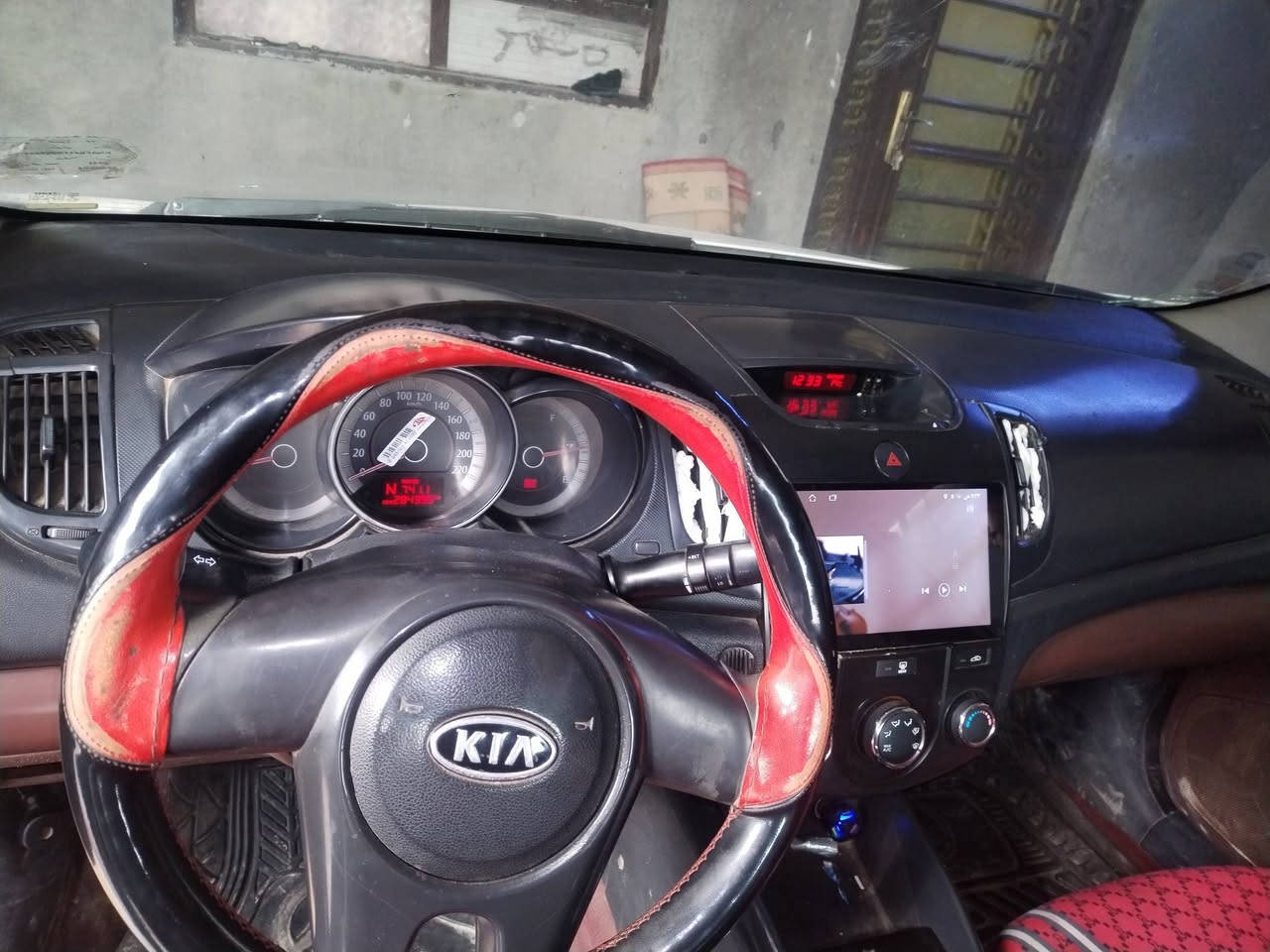 كيا سيراتو موديل 2011 هذا رقمي (***********
