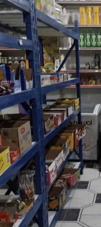 من رخصت صاحب لكروب ميز وصطي 6خانات الطول4امتار والعرض متر ارتفاع مترتي...