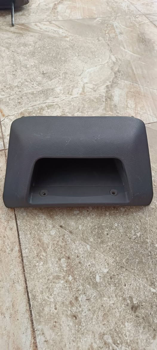 السلام عليكم إقراض لانسر 2010 للبيع 
موبايل ***********
