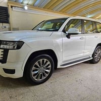 عندي لاندكروز سياره جديده موديل 23 سياره كفاله عامه رقم بغداد دولي تحو...