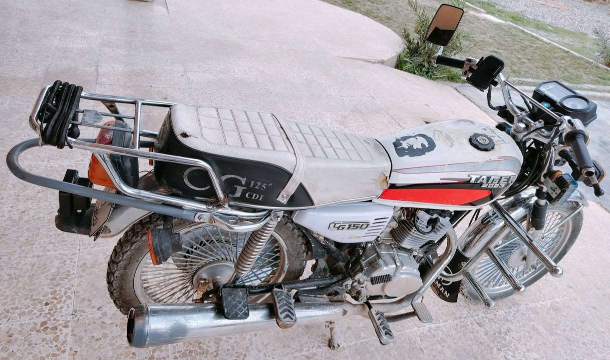 السلام عليكم ماطور تايگر ابو النمر 2023
وزن ثقيل محرك مامفتوح كهربائيات كلها شغاله
الماطور ماتحط علي الف ماعايزو بس ستر الله
السعر 600 وبي مجال حگ الجيه عنواني ناحية القياره قرية الزاويه ***********
