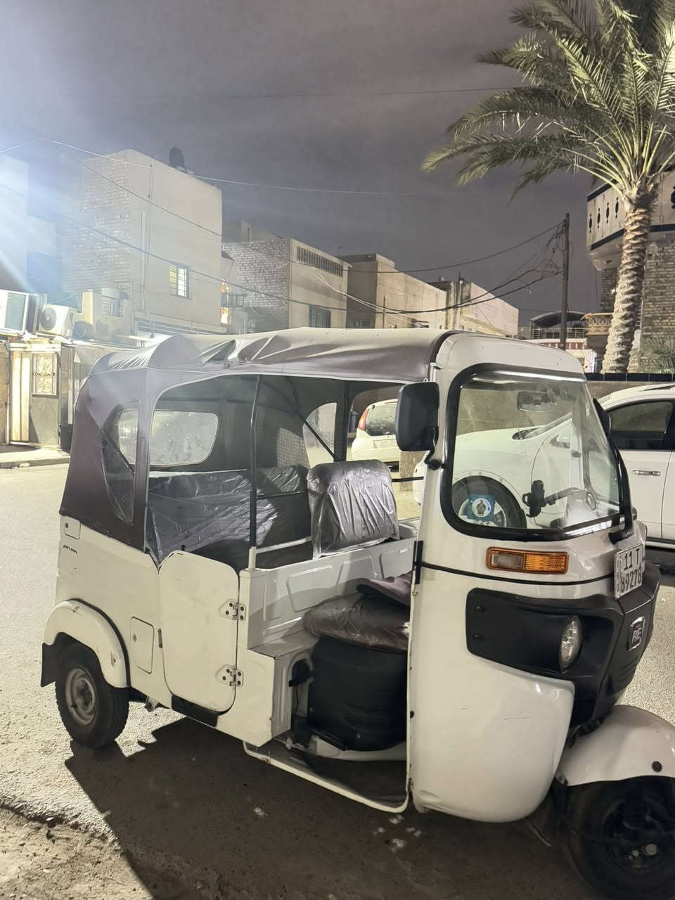 السلام عليكم
تكتك للبيع موديل ٢١ مرقمه بسمي مكفوله كفاله عامه مابيه نقص بس شك بسيط بالجادر تايرات جدد رقم انكليزي المكان الحريه استفسار على الرقم *********** سعره ٨ ونص وبيه مجال .
