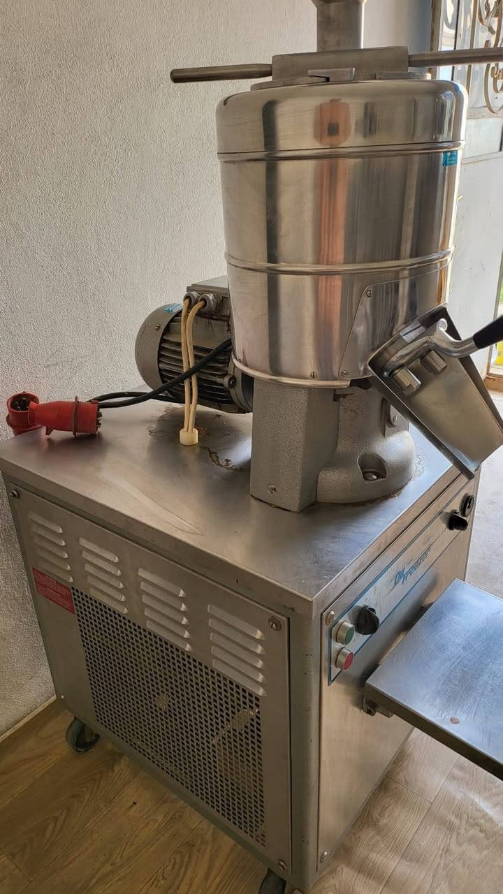 ماكينة دوندرمة إنتاجية 

ماركة  ottfreezer
 swiss
سويسري
موقع اربيل
موبايل و واتساب 
***********
***********
------------------------------------------------------
ئاميري دروست كردني دوندرمة
مارکەی ottfreezer
سویسری 
ناونیشان هەولێر
موبايل و واتساب 
***********
***********
