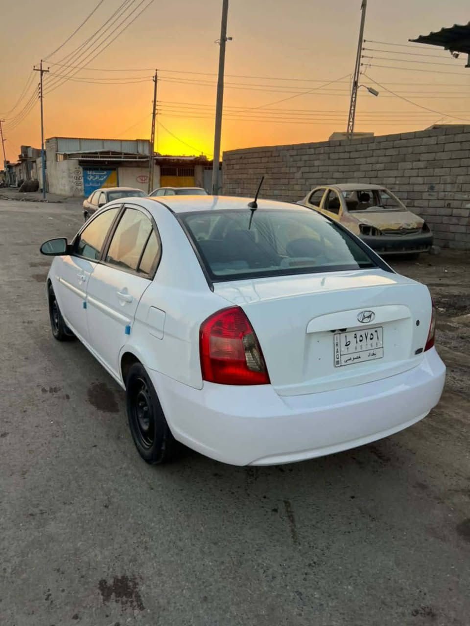 سلام عليكم هونداي اكسنت دبدوب لبيع
فول مواصفات 

تحكم استيرن 

 كير تومتك 

جامات كاهربائي 

تبريد أو تدفئه 

وارد امريكي 

محرك 16

سعر 88وبي مجال لطيبيون 

عنوان نينوى حي رشديه 

تريد وكاله أو تحويل بقت بكيفك 

شرعيها بل موصل 

اني عندي وكاله عامه

رقم هاتف ***********
