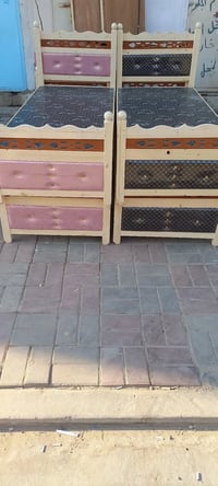 صبغ موبيليا • خشب روسي • الزهور هيت