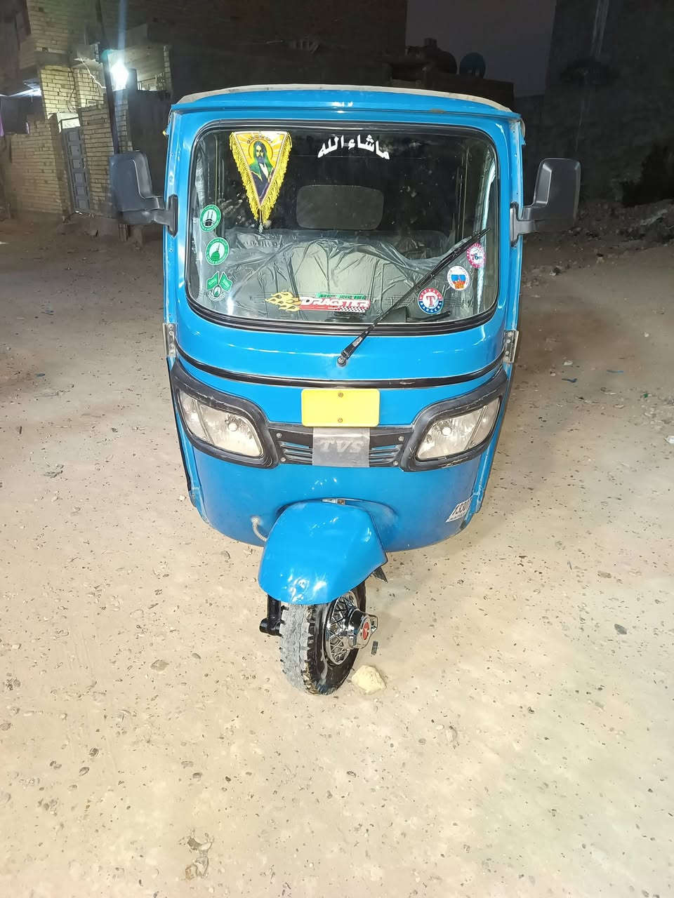 تكتك TVS موديل 2021 تكتك جديده جاهزه كبل للشارع نقص بيبان فقط لا ضربه ولا صبغ مكاني  العبيدي السعر 5400 وبيها مجال الشراي يخابر ***********
