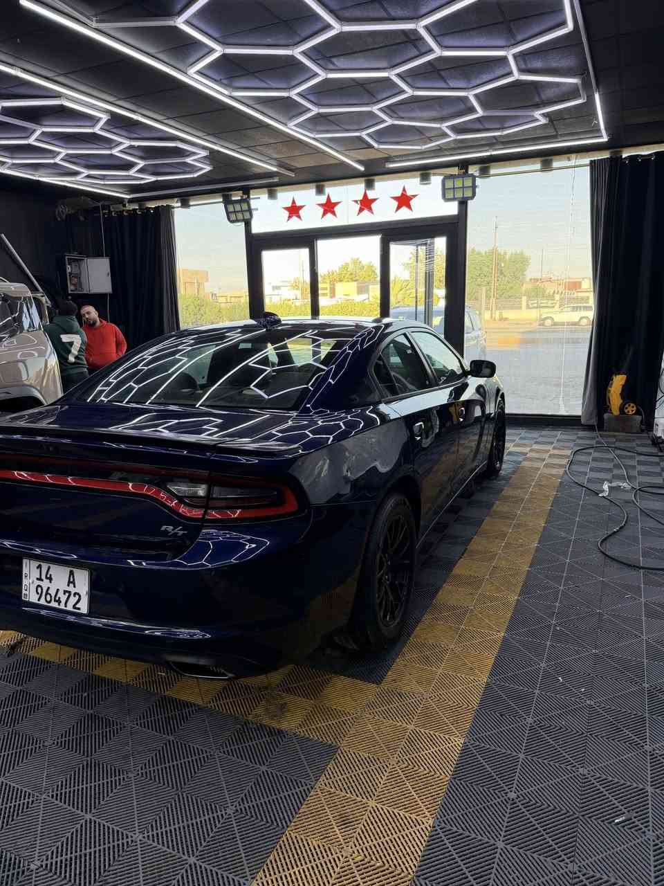 سلام وعليكم جارجر RT2016 رقم بصره بأسمي تحويل ثاني يوم هيمي 5700 ماشيه 92 ميل فقط استخدام شخصي من البيت للشغل وارد كندي كفاله عامه من الضربه تقرير غرق وبيها كلير 3 قطع بابين وجاملق كفاله عامه من الضربه شاصي لغد ايرباك كله سليم بجم كبس مال الشركه فول مواصفات عده الفتحه خزن ميموري تشغيل عن بعد نقط عمياء رادار كشن كهرباء جاهزه من كلشي حتى بوليش ماتخسر عليها مكان السياره بلبصره السياره كلش جديده وبالعافيه على الي ياخذها السعر 175 اتصال فقط ***********
