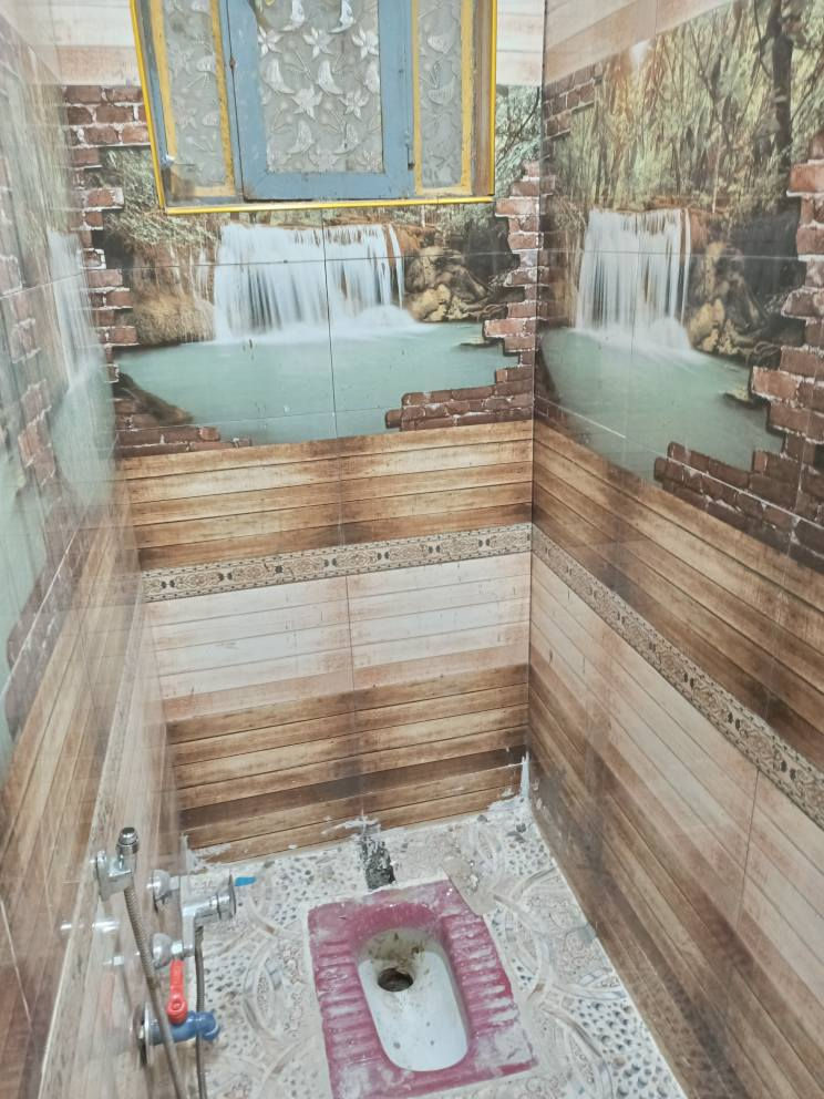 عندي بيت ايجار بسته36 ورلمرور***********
