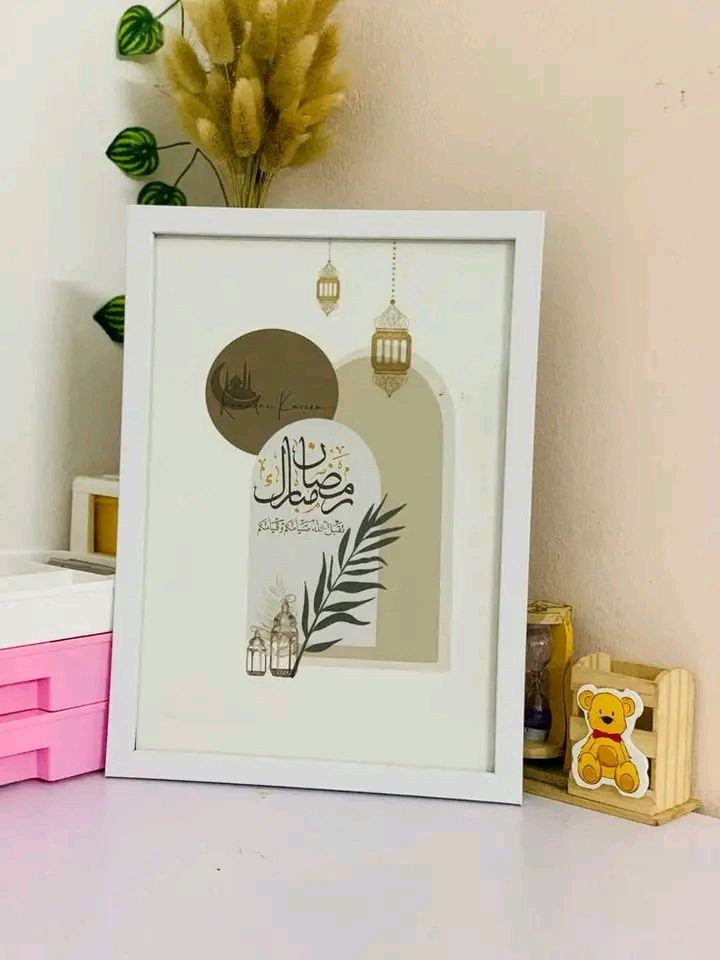 ✨ كادر رمضان كريم ✨
زَيّن دارك أو قدّم هدية تشرح القلب في الشهر القدام الفضيل 🌙🤍
نقدّم لكم كوادر رمضان كريم بتصاميم راقية ولمسة روحانية مميّزة ✨
🕌 خط عربي أنيق
🌙 ألوان هادئة تناسب أجواء رمضان
🖼️ طباعة واضحة وجودة عالية
✍️ إمكانية إضافة اسم أو عبارة خاصة
 مرحبا بيڪم❤🥹
#لطلب تواصلو معي في الخاص 🎉
—


**إذا كنت صاحب هذا الإعلان وتريد حذفه لأي سبب، رجاءا أرسل رسالة إلى الدعم الفني**