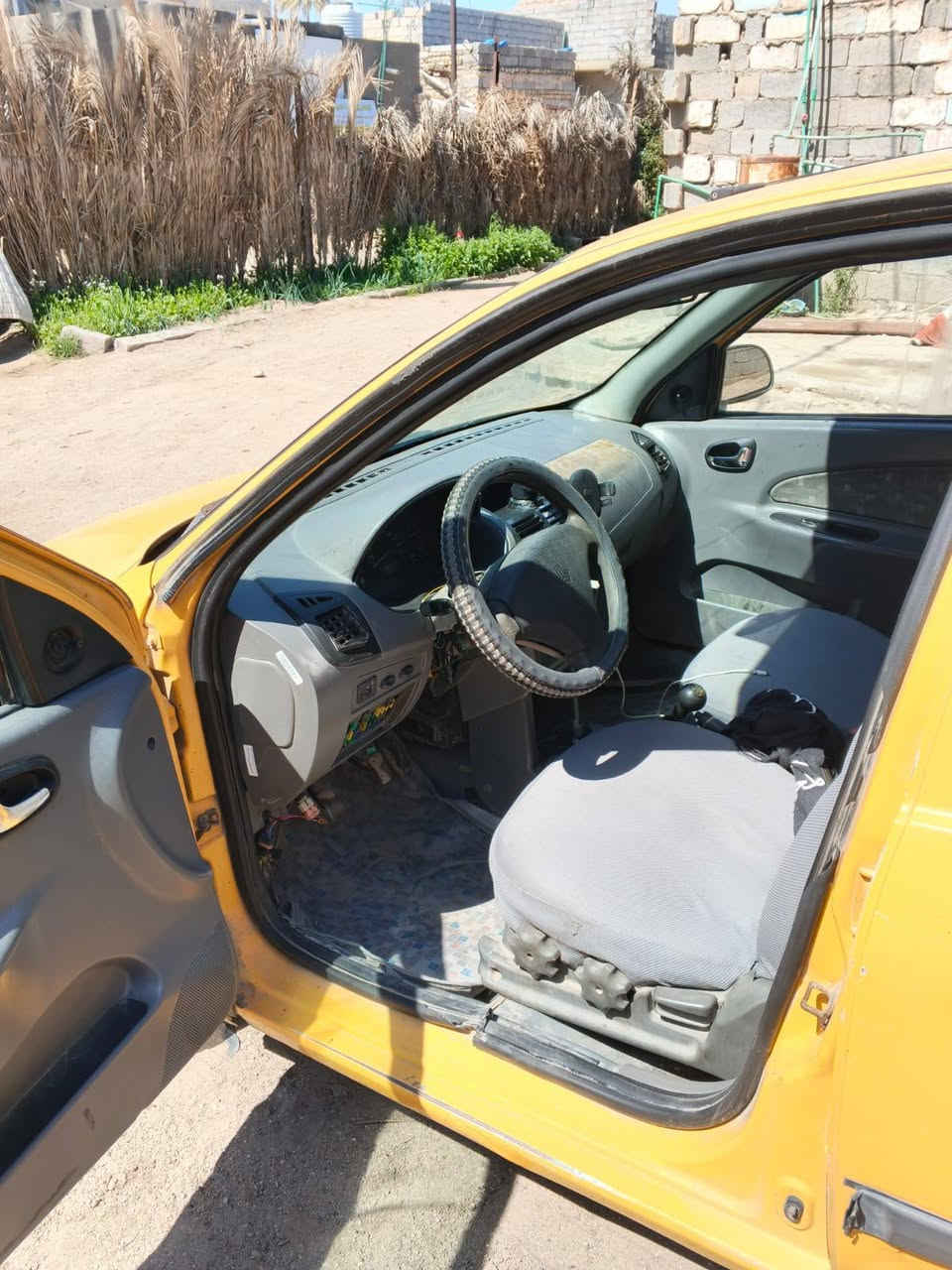 طيبة ٢٠١٥ للبيع او مراوس
سيارة عظمتها حلوه بدون حادث قوي بيها بارد بالجاملغ
مكينه بيها خيط كيرها حلو مرات الرابع يفلت
راعيها بغداد يطلب عليها ورقتين كهربائيات فول تبريد ثلج سنويه بيها عائدية من المرور
ب٢٥ وبيها مجال جدا بسيط يعني حك الجية فقط

مكاني كربلاء الحسينية

***********
