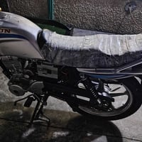 دايوان • ٢٠٢١ • أوراق أصلية