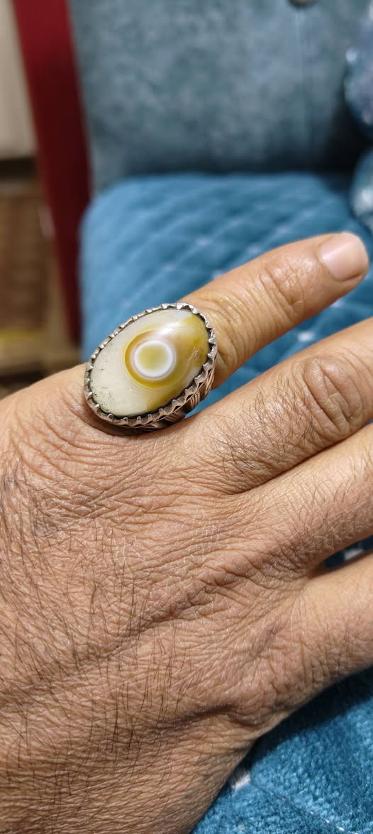 اللهمَّﷺصَلِّ وَسَـــلِّمْﷺوَبَارِكﷺْعلى ﷺنَبِيِّنَـــاﷺمُحمَّدﷺ
.سليماني ذمة وصياغة يدويه عراقية وزن ثقيل 50غرام
***********
