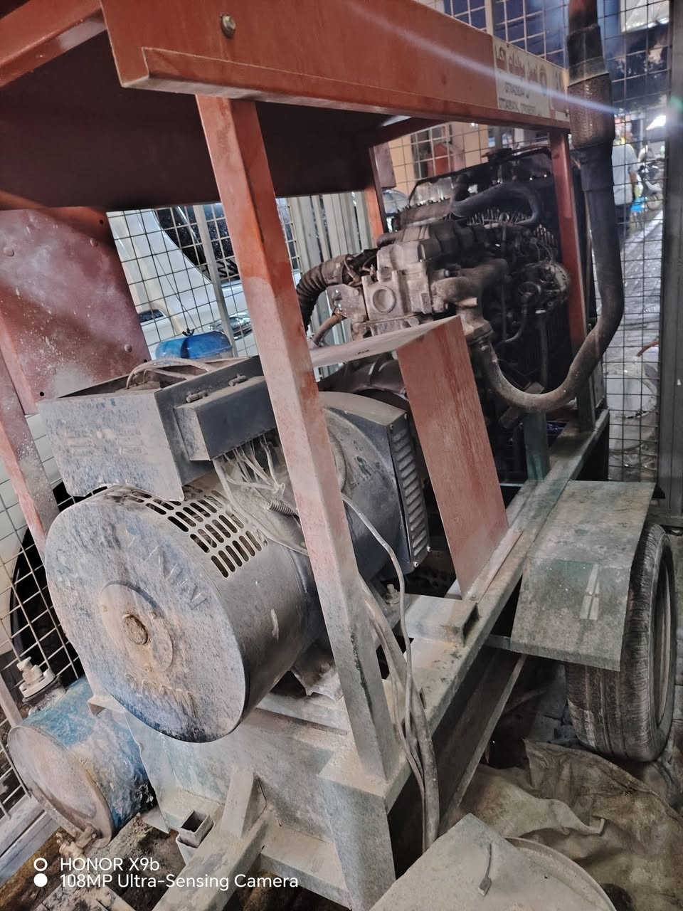 مولدة كية ٣٧٠٠ المحركة نظيف بس رأس التوليد عاطل
العنوان حي الحر مطعم عمر العزاوي. المولدة للبيع


**إذا كنت صاحب هذا الإعلان وتريد حذفه لأي سبب، رجاءا أرسل رسالة إلى الدعم الفني**