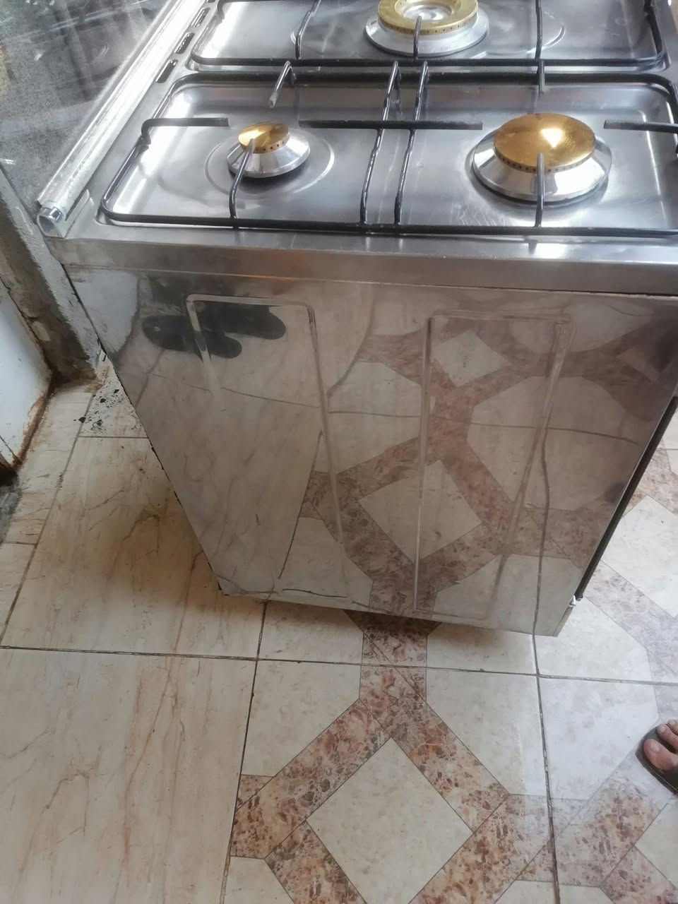 طباخ فريش مصري ٥ مشاعل فرن دكمتين باب اول استيل اصلي ثقيل نضيف كلش اوشغال على فحص للبيع سعر ١٥٠


**إذا كنت صاحب هذا الإعلان وتريد حذفه لأي سبب، رجاءا أرسل رسالة إلى الدعم الفني**