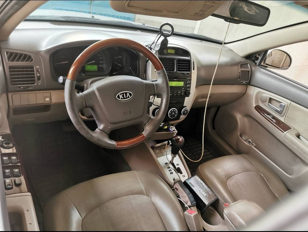 سلام عليكم
كيا سيراتو 2008  ..السعر 90 بي مجال

سيارة نضيفه بدون ضرر والصبغ فقط تقحيل نص السقف 

والكير محرك شرط تبريد وتدفئة شغال 

كشنات جلد تدفئه بالكشنات والمرايا شفط والABS

رقم مسطرة جديد سنوية بسمي كابون موجود والاتصال 

عل الرقم  .. ***********

                ***********
