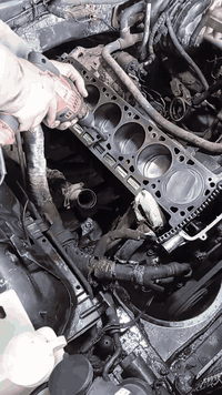 السلام عليكم من رخصه الادمن تم والحمد لله عمل بوشه سلندر الفطر الموجود داخل كانت السياره خابطه ماي ودمن داخل الدبه مكينه مفتوحه 35 وشرط انطيك ضمان ورشه بغداد باداره ابو احمد النعيمي الرمادي الجزيرة شارع الجراشي قرب دار الضيافه تجفيت كافه أنواع ألسيارات اختصاص بي ام اتمنه العمل ينال رضاكم ***********
