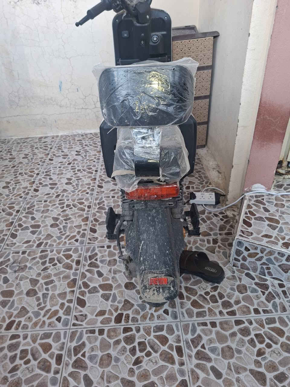 سلام علیكم
دراجةR90 للبیع
2025 شهر 10
سفر مامستعمل کثیر مابي اي عیب  بعدة جدید
السعر 425 
خابر علی هذالرقم ***********
مکاني الحریة
