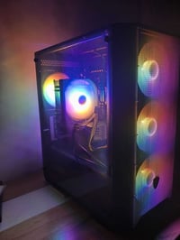 تجميعه مرتبه للبيع المواصفات: كيس MSI 4 Fans لون اسود  المعالج Intel x...